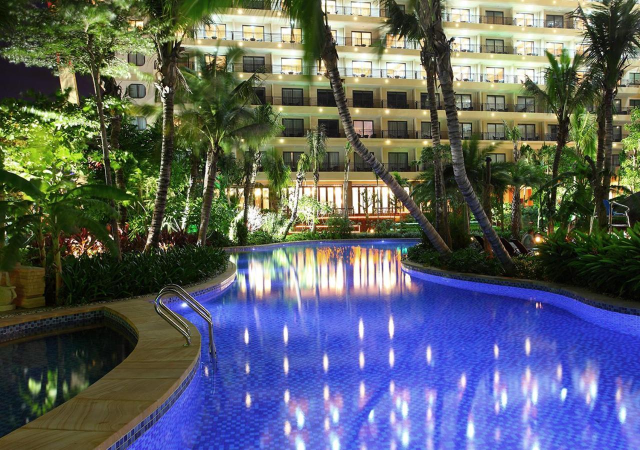 Lacosta Seaside Resort Hotel Sanya Bagian luar foto